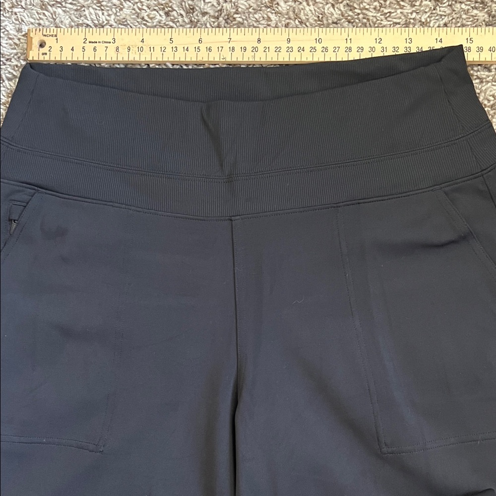 Like New! Athleta Venice High Rise Wide Leg Pant No-dig waistband Black Size L - Picture 15 of 16